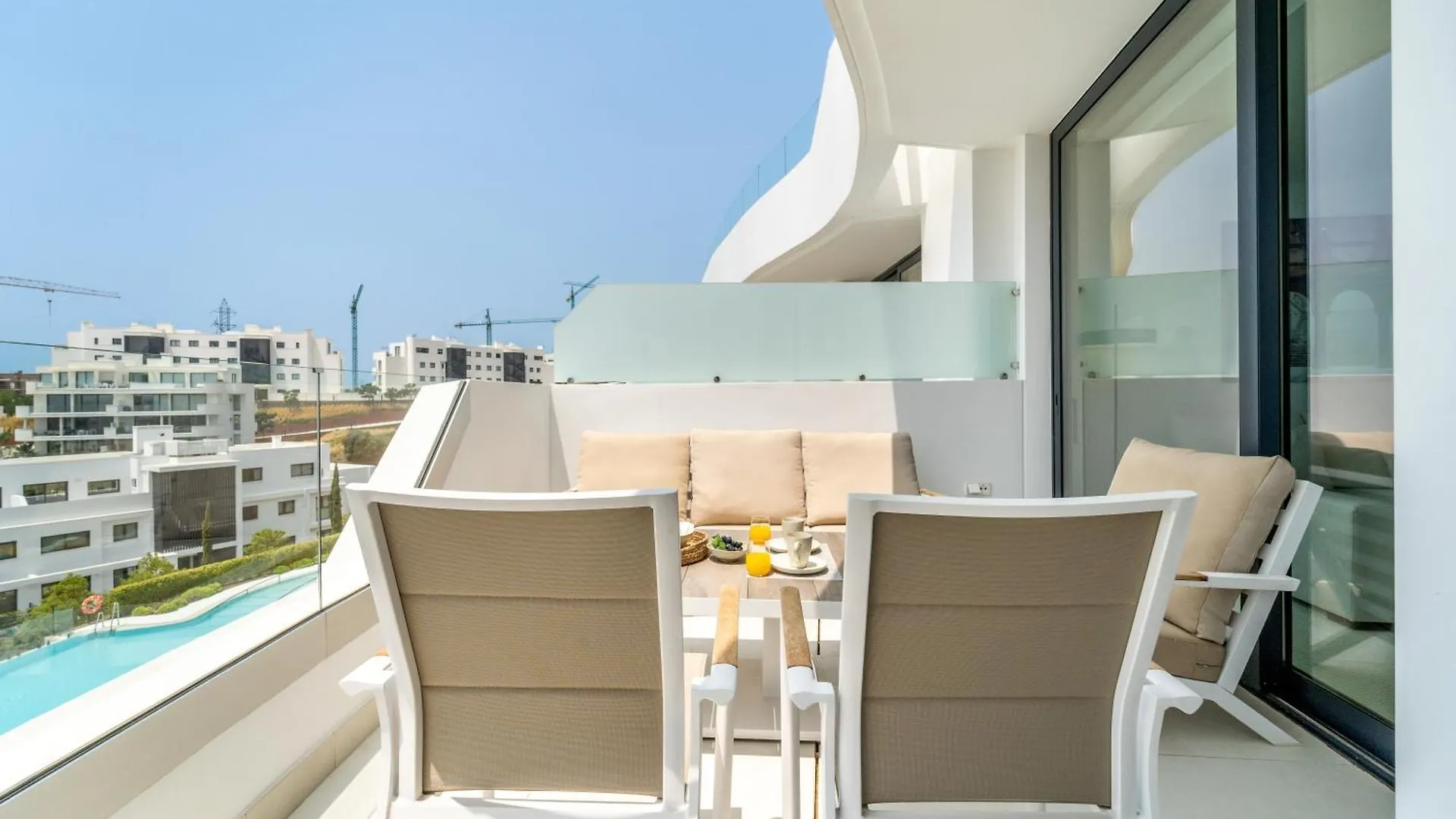 شقة Higueron Rental West Sunrise فوينخيرولا إسبانيا